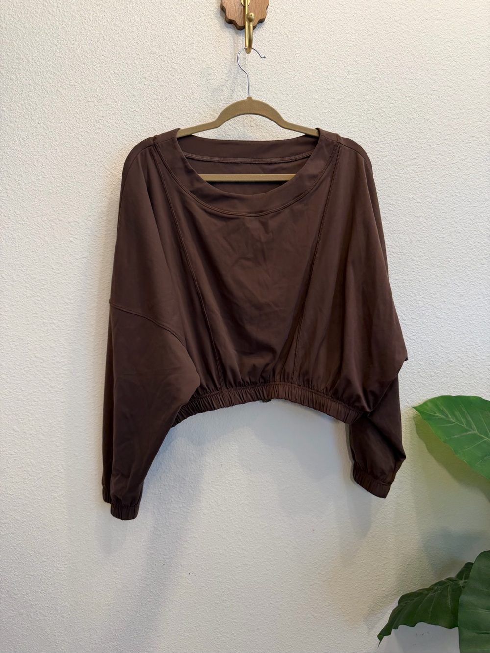 Balance Athletica Brown Athletic Crop Top | Size Medium Women’s
